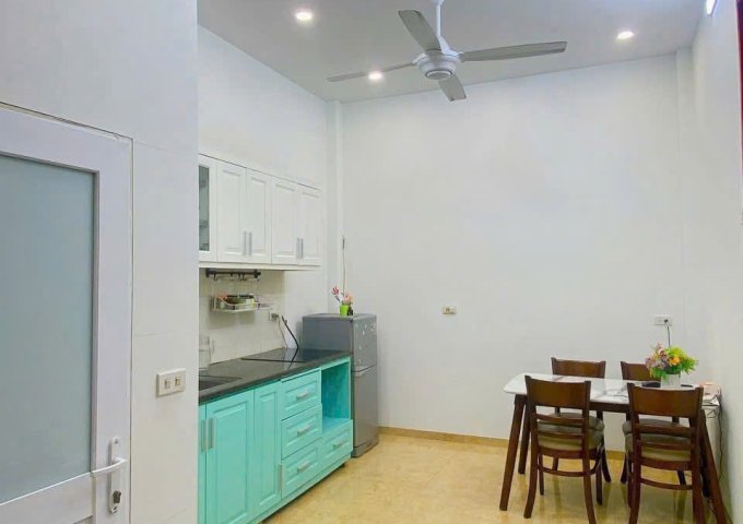 NGUYỄN PHÚC LAI NGÕ THÔNG KINH DOANH DT 42m2 4 tầng MT 3.5m Giá 12.6 tỷ