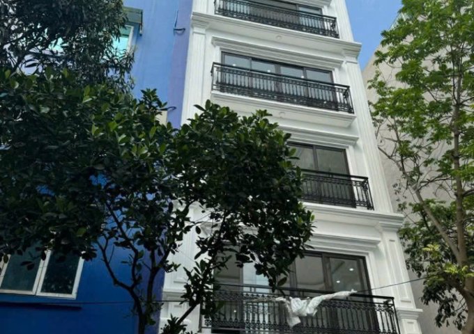 Bán nhanh nhà 5 tầng chính chủ phân lô tại Văn La - Phú La - Hà Đông