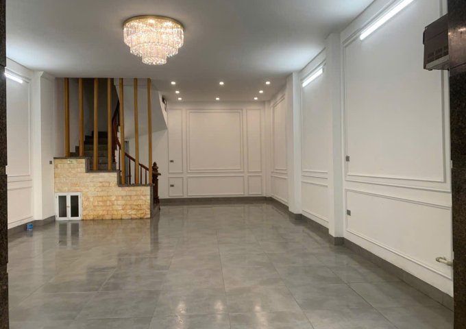 Bán nhanh nhà 5 tầng chính chủ phân lô tại Văn La - Phú La - Hà Đông