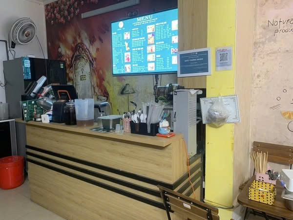 SANG NHƯỢNG QUÁN NƯỚC ÉP & PHỞ - VỊ TRÍ VÀNG CỔNG ĐH HÀ NỘI