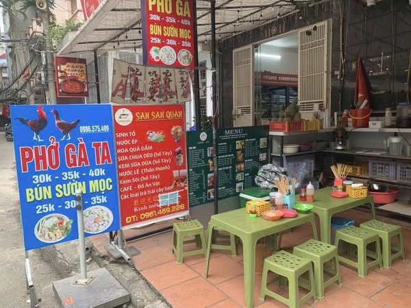 SANG NHƯỢNG QUÁN NƯỚC ÉP & PHỞ - VỊ TRÍ VÀNG CỔNG ĐH HÀ NỘI