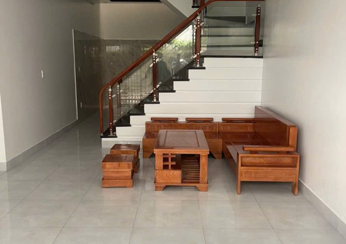 CHÍNH CHỦ CẦN BÁN NHÀ 3 TẦNG MẶT NGÕ RỘNG RÃI