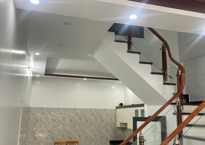 CHÍNH CHỦ CẦN BÁN NHÀ 3 TẦNG MẶT NGÕ RỘNG RÃI