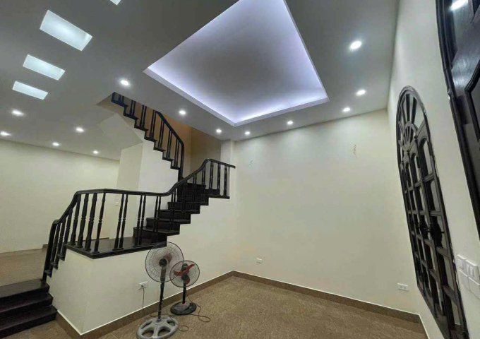 Cần cho thuê nhà gấp tại Lê Thanh Nghị Hai Bà Trưng, Hà Nội