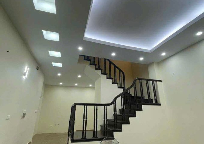 Cần cho thuê nhà gấp tại Lê Thanh Nghị Hai Bà Trưng, Hà Nội