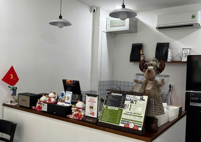 SANG NHƯỢNG HOẶC CHO THUÊ MẶT BẰNG QUÁN CÀ PHÊ – CÁCH SÂN BAY TÂN SƠN NHẤT CHỈ 5 PHÚT – ĐƯỜNG CỘNG HÒA, TÂN BÌNH