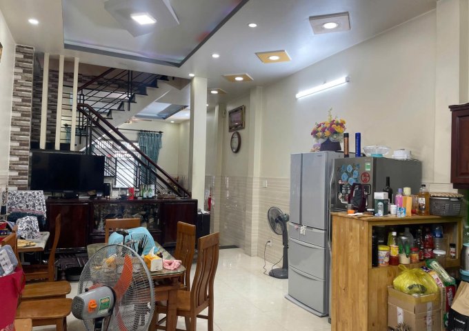 Bán nhà 71m2, 3 tầng, 3PN, 3WC, Lê Thị Hoa, Bình Chiểu, Thủ Đức - 6.35  tỷ