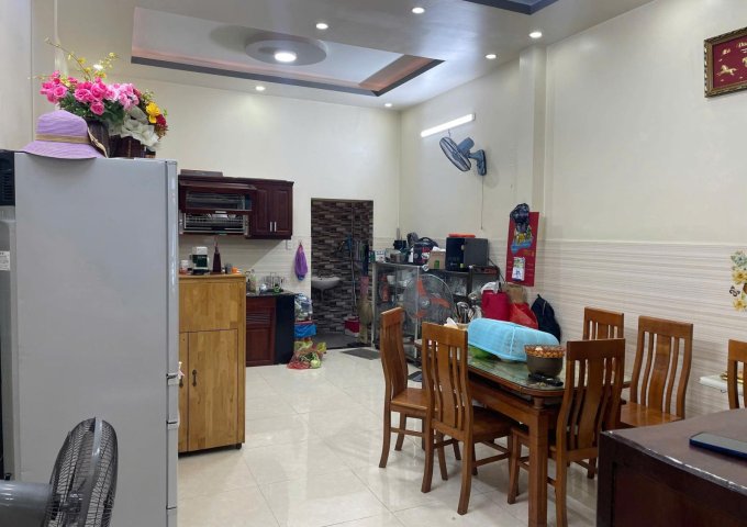 Bán nhà 71m2, 3 tầng, 3PN, 3WC, Lê Thị Hoa, Bình Chiểu, Thủ Đức - 6.35  tỷ