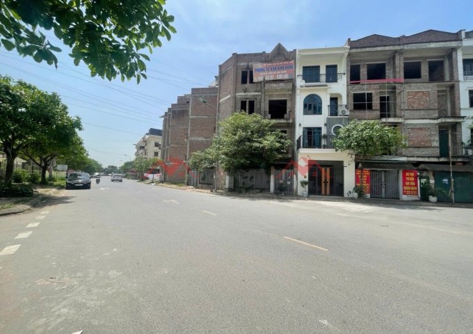 CHÍNH CHỦ BÁN CĂN LIỀN KỀ LỘC NINH-TT CHÚC SƠN-CHƯƠNG MỸ-HÀ NỘI 
DIỆN TÍCH:91,6M