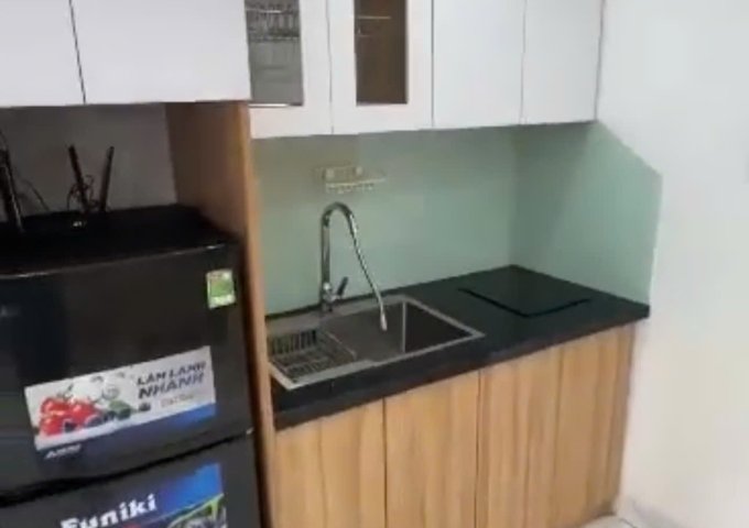 Vì lý do công việc, mình cần nhượng lại căn hộ 2N1K tại ngõ 173 Hoàng Hoa Thám.