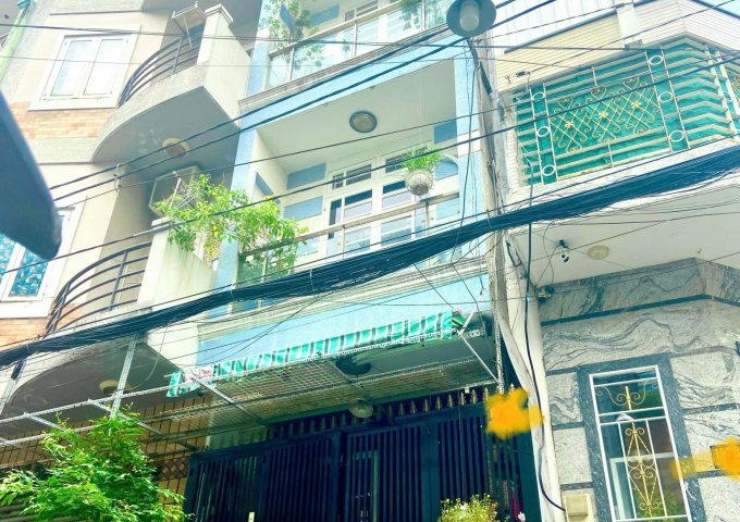 Chính chủ cần bán nhà gấp tại Quận11 tp HCM