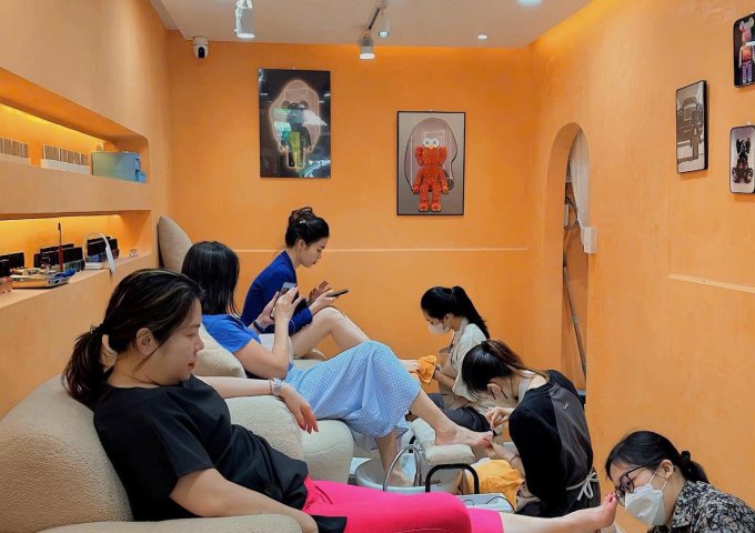 SANG NHƯỢNG Tiệm Nail quận 10 HCM