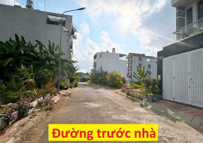 Cắt lỗ 300 triệu bán nhanh trong tuần nhà Hưng Nhơn 5x16m giá 1,1 tỷ SHR ngay vòng xoay An Lạc