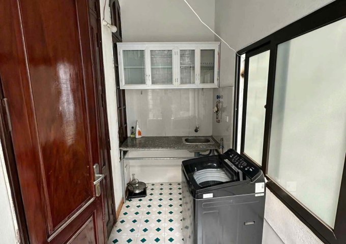 Cho thuê căn hộ nhà riêng Nguyễn Khang, Yên Hoà, Cầu Giấy!