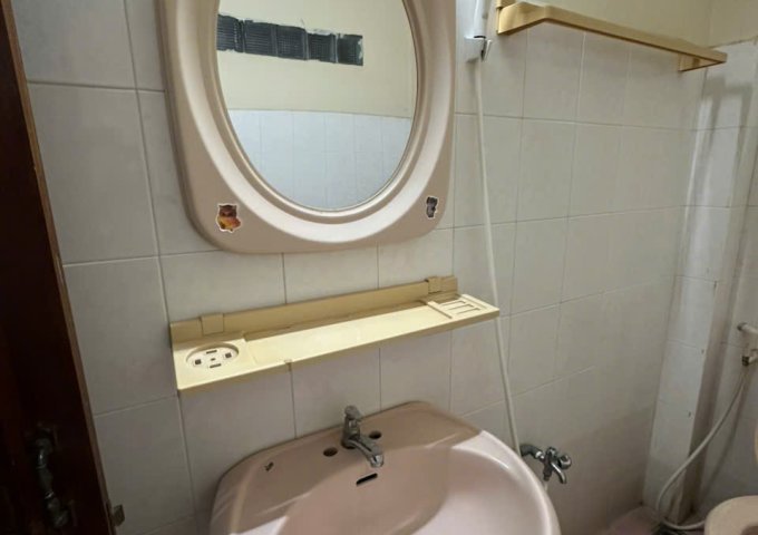 Cho thuê phòng trọ rộng rãi tại Phường 4, Quận Tân Bình – Giá chỉ 2.8 triệu/tháng