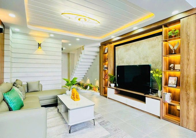 Bán nhà 6 tầng có thang máy, khu đồng bộ đẹp gần bờ kè Tham Lương, Gò Vấp, giá chỉ 8 tỷ nhỉnh