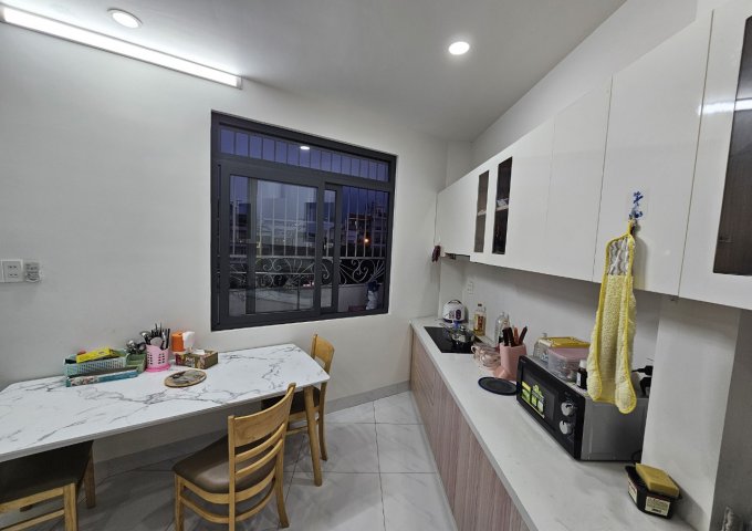 Bán Nhà 4 Tầng Mặt Tiền Phạm Văn Đồng - Phường 3 - Gò Vấp