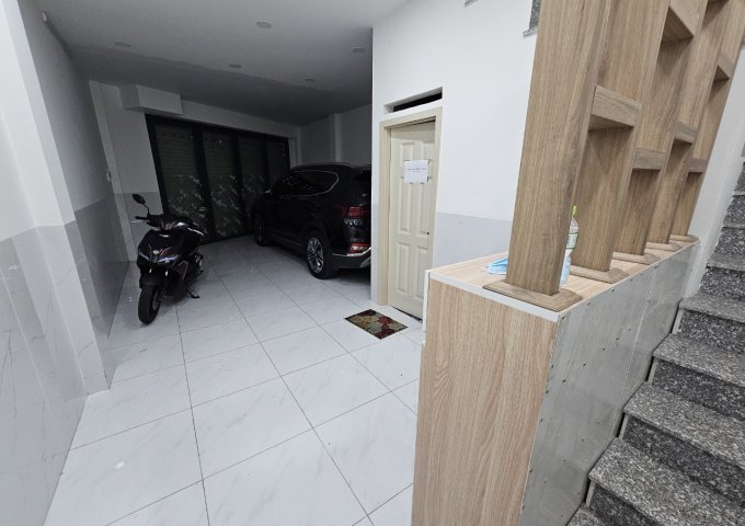 Bán Nhà 4 Tầng Mặt Tiền Phạm Văn Đồng - Phường 3 - Gò Vấp