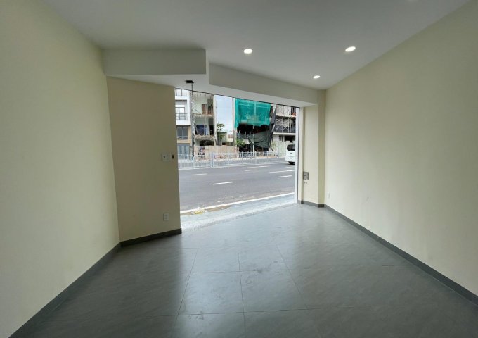 Mặt bằng trệt mới đẹp - CHÍNH CHỦ TẠI TÂN BÌNH - SÂN BAY NHÀ GA T3 MỚI