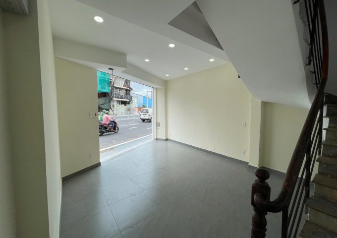 Mặt bằng trệt mới đẹp - CHÍNH CHỦ TẠI TÂN BÌNH - SÂN BAY NHÀ GA T3 MỚI