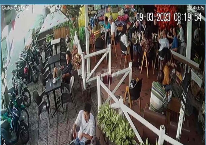 SANG NHƯỢNG QUÁN COFFEE – VỊ TRÍ ĐẮC ĐỊA GÓC NGÃ TƯ CHI LĂNG & PHẠM HÙNG