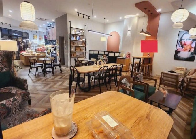 CHÍNH CHỦ CẦN SANG NHƯỢNG TIỆM BÁNH & CAFE Căn góc khu dân cư Cityland Park Hills, Phường 10, Gò Vấp