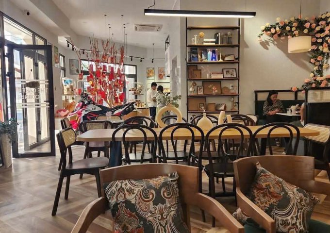 CHÍNH CHỦ CẦN SANG NHƯỢNG TIỆM BÁNH & CAFE Căn góc khu dân cư Cityland Park Hills, Phường 10, Gò Vấp