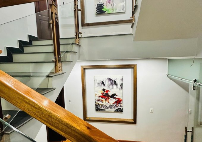 Cho thuê nhà mặt đường tại Khu phân lô Văn Cao (số 34 Thư Trung 2), Đằng Lâm, Hải An,Hải Phòng