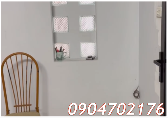 ⭐Chính chủ cho thuê nhà 3 tầng, đầu ngõ 32 Lạc Long Quân, cách mặt đường 10m. 11tr/th, 0904702176