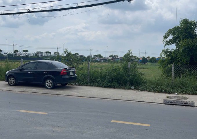 BÁN GẤP ĐẤT 2 MẶT TIỀN - GIÁ CHỈ 15 TRIỆU/M² - VỊ TRÍ ĐẸP TẠI HÓC MÔN