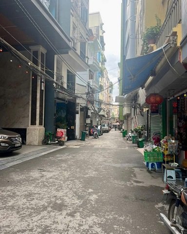 BÁN NHÀ MẶT PHỐ MỄ TRÌ THƯỢNG – VỊ TRÍ ĐẮC ĐỊA – MẶT TIỀN KHỦNG – THÍCH HỢP AN CƯ LÂU DÀI KẾT HỢP KINH DOANH NGAY PHỐ MỄ TRÌ THƯỢNG