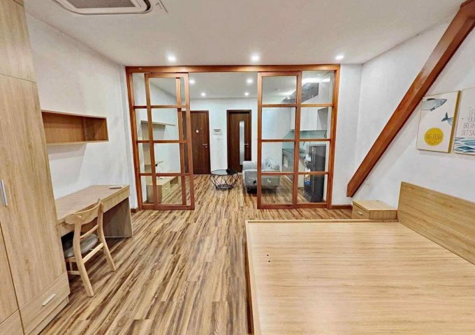 Mình nhượng lại căn ccmn phòng 201 (tầng 2) 1n1k (1 ngủ 1 khách) ở ngõ 148 Trần Duy Hưng