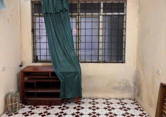 Cho thuê nhà nguyên căn ngõ 459 Bạch Mai, 31m² x 3 tầng , 3 ngủ, 7 Triệu ở gđ, nhóm