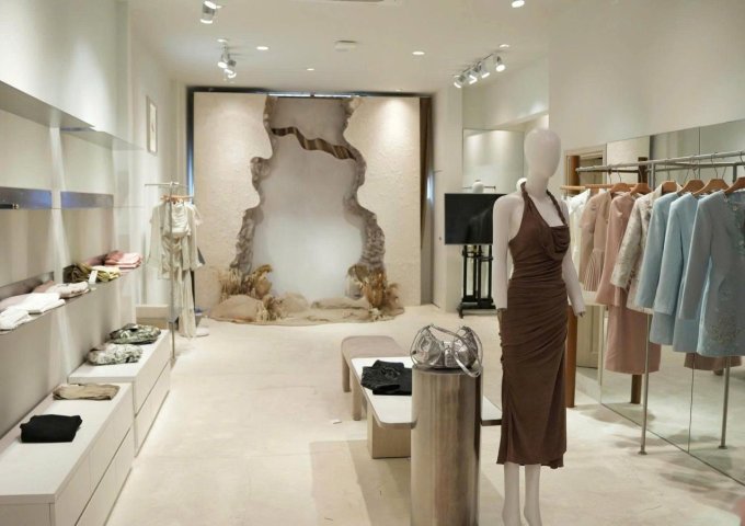 SANG NHƯỢNG GẤP MẶT BẰNG 4 TẦNG – VÕ VĂN TẦN, Q3