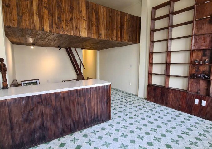 Bán Căn Hộ Tập Thể, Lầu 2, 12-14 Đường Bạch Vân, Phường 5, Quận 5