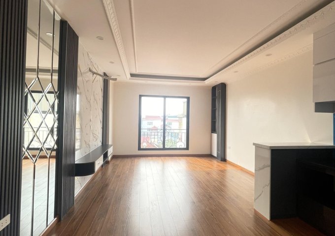 CHÍNHCHỦ BÁN NHÀ NGỌC HỒI – MỚI KÍNH KOONG – 6 TẦNG CÓ THANG MÁY – Ô TÔ NGỦ TRONG NHÀ