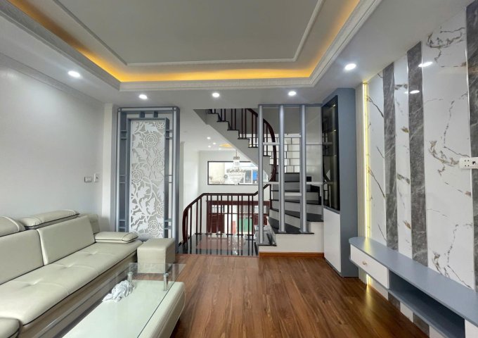 BÁN NHÀ MỚI XÂY TẠI NGỌC HỒI – 5 TẦNG – Ô TÔ VÀO TẬN NHÀ – GIÁ 7.4 TỶ