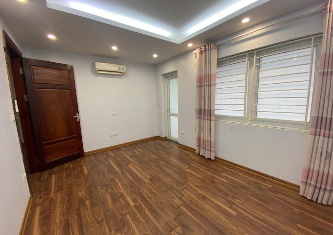 Cho thuê Biệt thự Nguyễn Văn Lộc 130m x 3 tầng thông sàn 35 triệu 0903409888