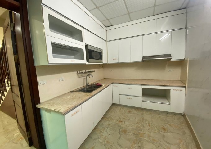 Cho thuê Biệt thự Nguyễn Văn Lộc 130m x 3 tầng thông sàn 35 triệu 0903409888