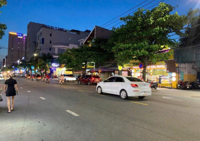 ► Nóng hổi vừa thổi vừa ăn, chính chủ cần tiền nên bán nhanh lô đất to đẹp trà bá 3 mặt tiền ngay trung tâm biển Mỹ Khê- Thành Phố Đà Nẵng