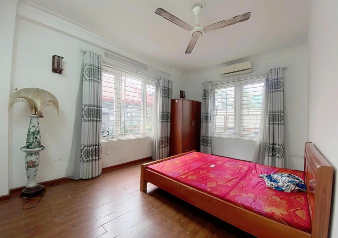 CHÍNH CHỦ CHO THUÊ CĂN HỘ 2 PHÒNG NGỦ TẠI PHỐ CÁT LINH – DIỆN TÍCH 60M² – GIÁ CHỈ 9.8 TRIỆU/THÁNG