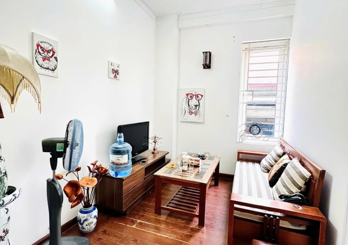 CHÍNH CHỦ CHO THUÊ CĂN HỘ 2 PHÒNG NGỦ TẠI PHỐ CÁT LINH – DIỆN TÍCH 60M² – GIÁ CHỈ 9.8 TRIỆU/THÁNG