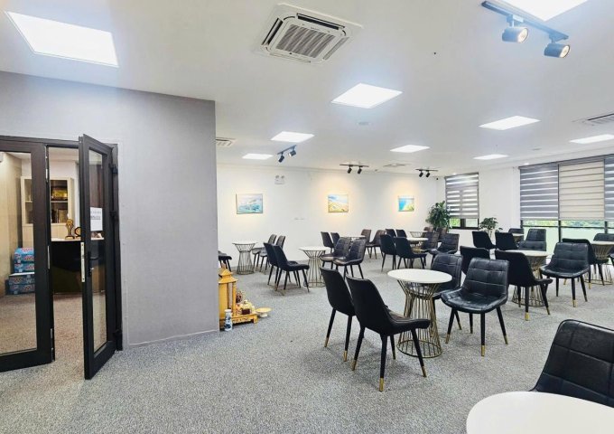 CHO THUÊ TÒA NHÀ VĂN PHÒNG MẶT PHỐ DUY TÂN – 140M² × 7 TẦNG – MẶT TIỀN 12M – GIÁ CHỈ TỪ 40 TRIỆU/THÁNG