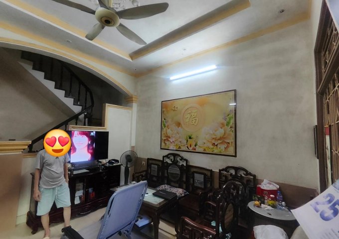 Nhà Nghi Tàm, Tây Hồ 51m, xây 5 tầng, mt 4.5m, giá 11.6 tỷ.