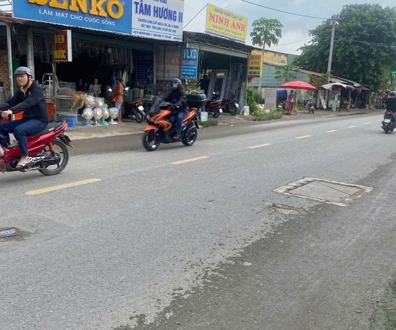 CHÍNH CHỦ CẦN BÁN GẤP NHÀ CẤP 4 HAI MẶT TIỀN, ĐƯỜNG NGUYỄN XIỂN, PHƯỜNG LONG BÌNH, THÀNH PHỐ THỦ ĐỨC