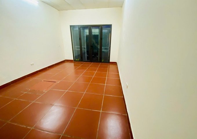 CHO THUÊ NHÀ RIÊNG 2 MẶT THOÁNG – VỪA CẢI TẠO – KHU VĨNH PHÚC, BA ĐÌNH