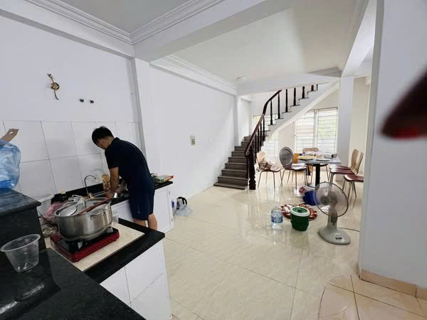 CHÍNH CHỦ CHO THUÊ NHÀ MẶT PHỐ ĐỊA CHỈ: 177 Quang Trung, Hà Đông