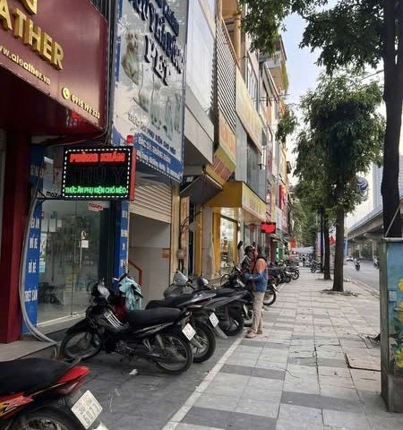 CHÍNH CHỦ CHO THUÊ NHÀ MẶT PHỐ ĐỊA CHỈ: 177 Quang Trung, Hà Đông