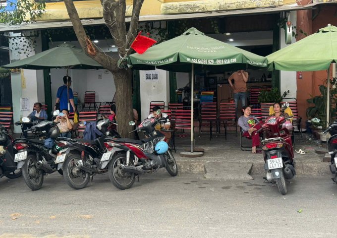 SANG QUÁN CAFE ĐANG HOẠT ĐỘNG TỐT - MẶT TIỀN ĐẸP QUẬN 8