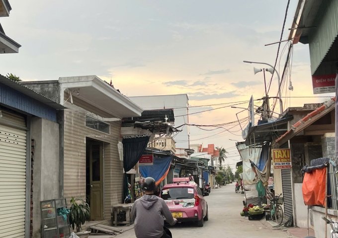 HÀNG HIẾM - ĐẤT MẶT ĐƯỜNG CHỢ, GIÁ CHỈ 2,X TỶ